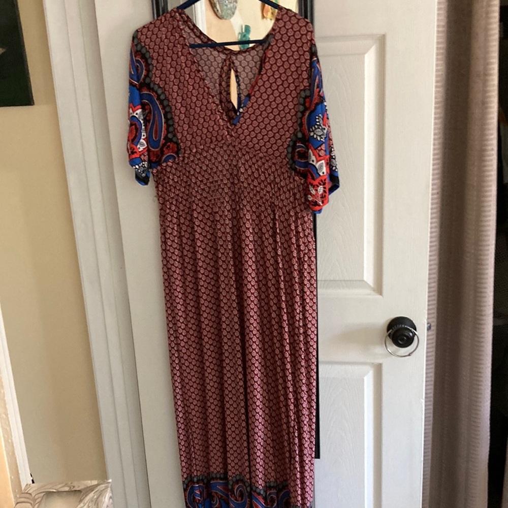Maxi dress. Deep v neck. Way cuter on than on hanger!